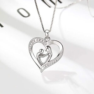 Collier Mère enfant dans un cœur