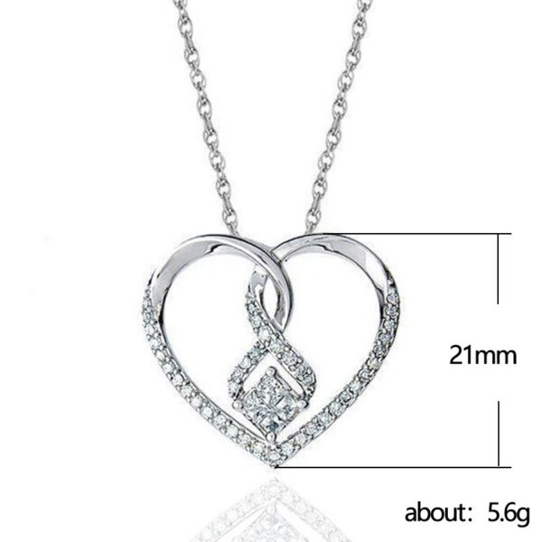Collier infini inséré dans un cœur – Image 5