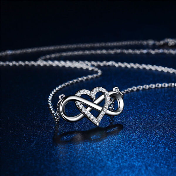 Collier symbole infini dans cœur – Image 2