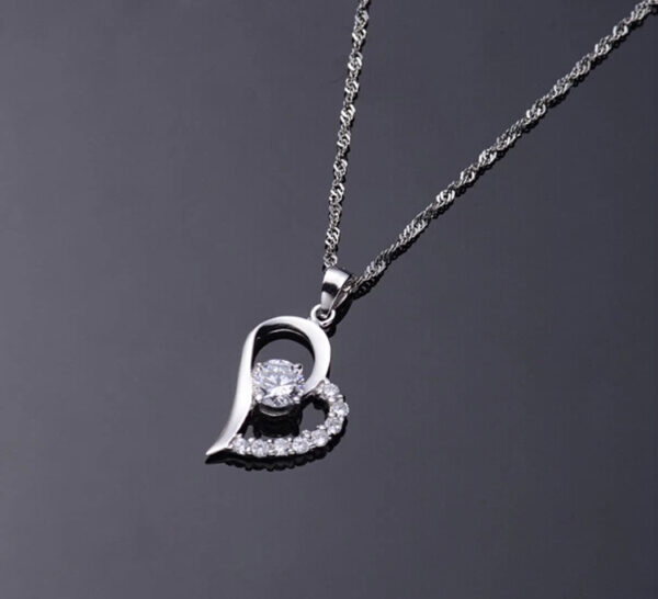 Parure zircon blanc dans coeur – Image 5