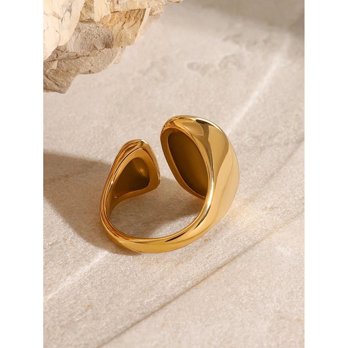 Bague Femme Acier Inox. Plaqué Or 18K - Style Palais Simple – Image 5