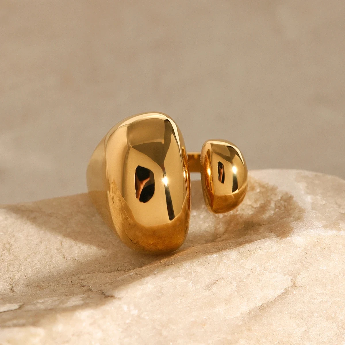 Bague Femme Acier Inox. Plaqué Or 18K - Style Palais Simple – Image 4