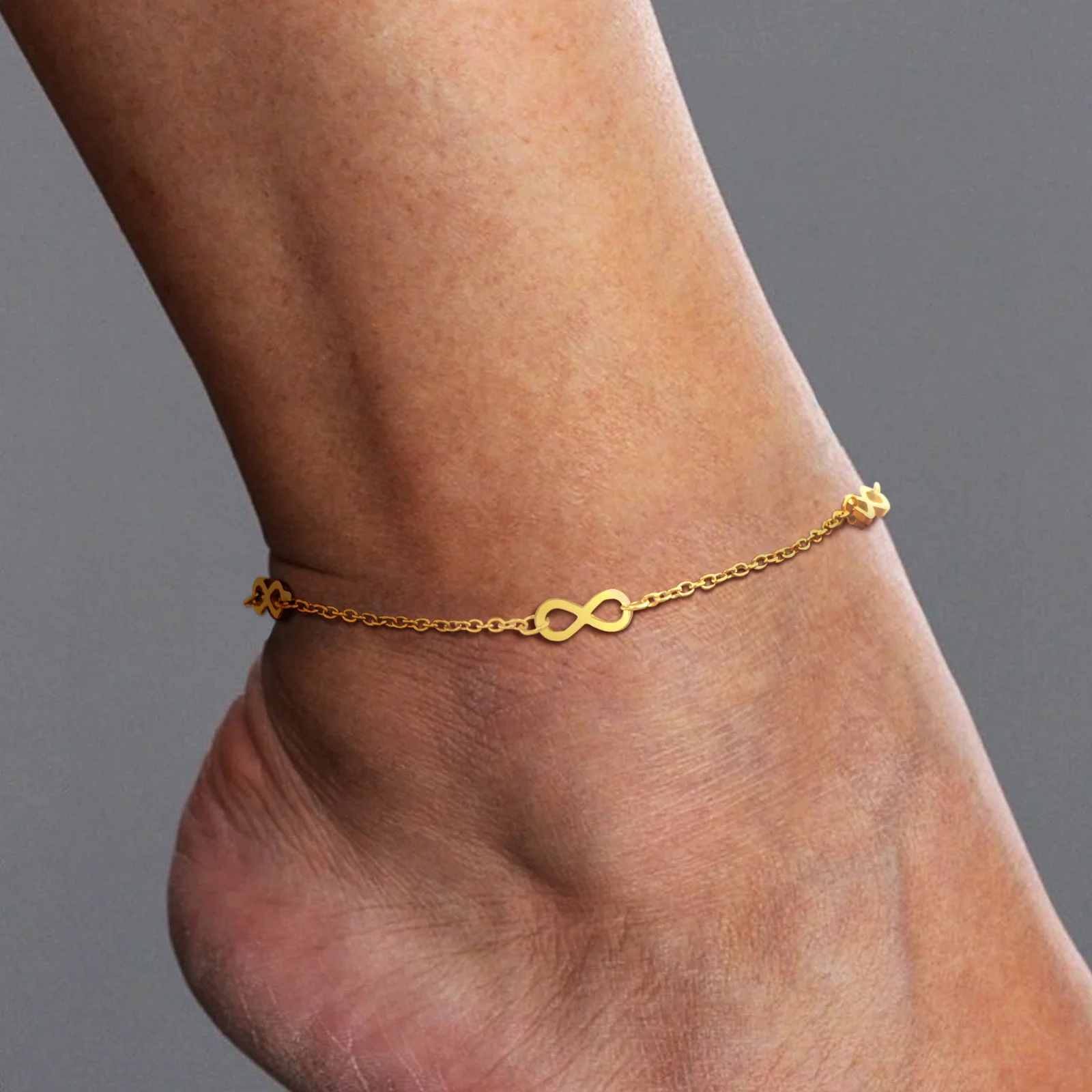Bracelet de cheville Infini plaqué or acier inoxydable femme – Image 2