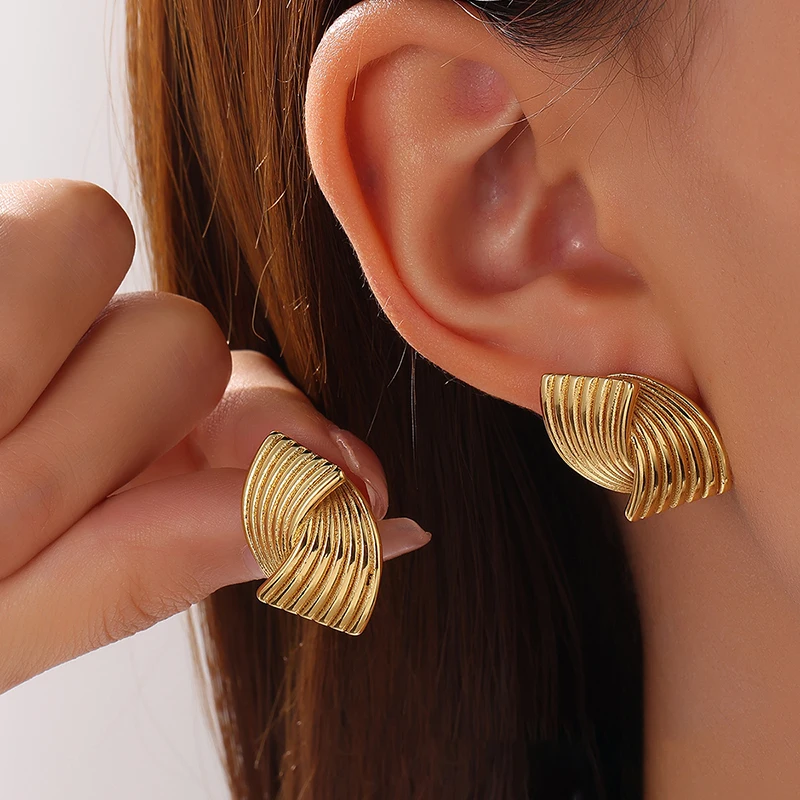 Boucles d'Oreilles Puces Géométriques Plaqué Or Femme – Image 12