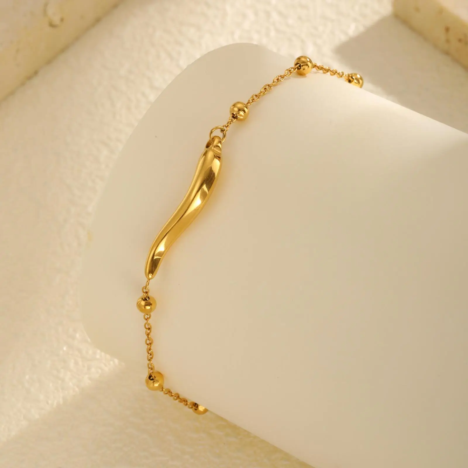 Bracelet Chaîne Satellite Corne Italienne Acier Inox Doré Femme