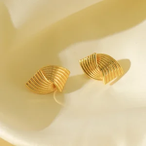 Boucles d'Oreilles Puces Géométriques Plaqué Or Femme