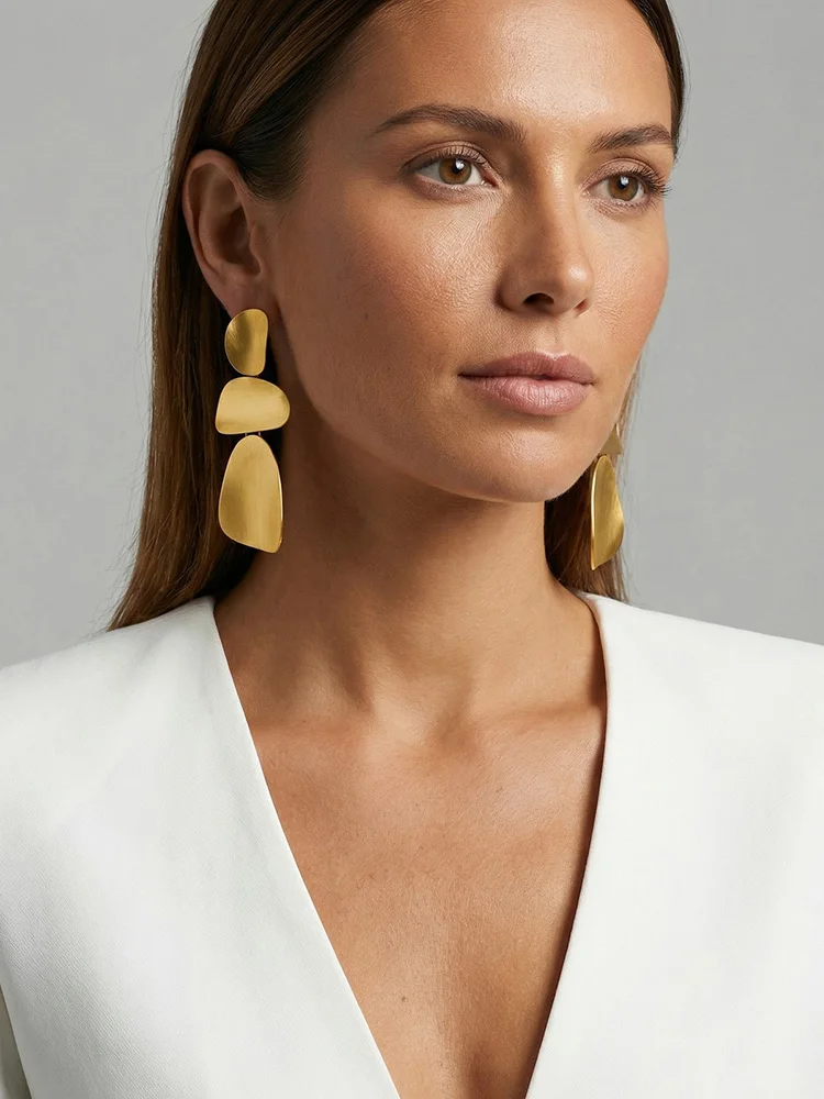 Boucles d'oreilles pendantes géométriques acier inoxydable plaqué or – Image 3