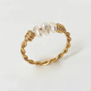 Bague Torsadée Femme en Acier Inoxydable Plaquée Or et Perle