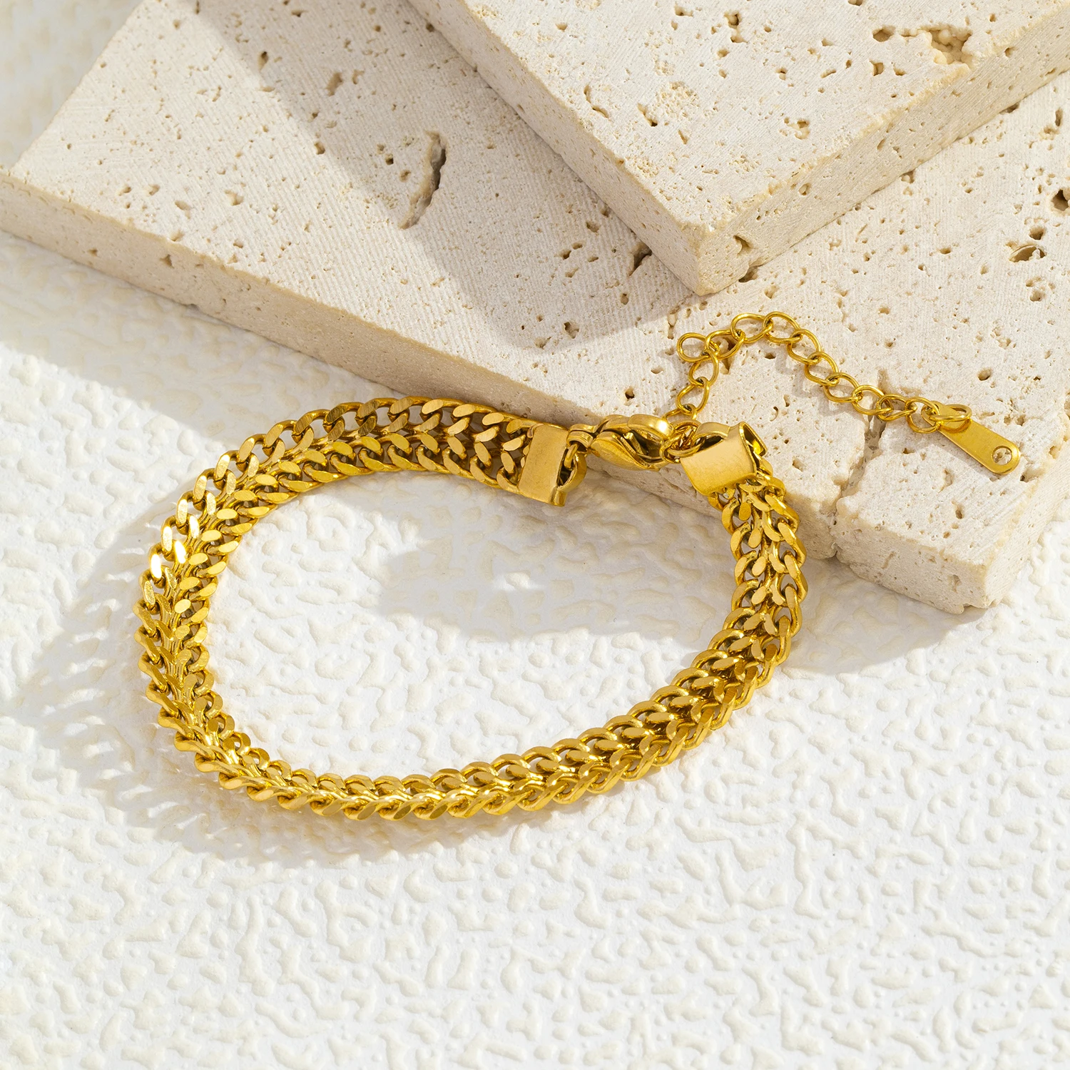 Collier chaîne épaisse femme Acier inoxydable plaqué or 18K vintage – Image 4