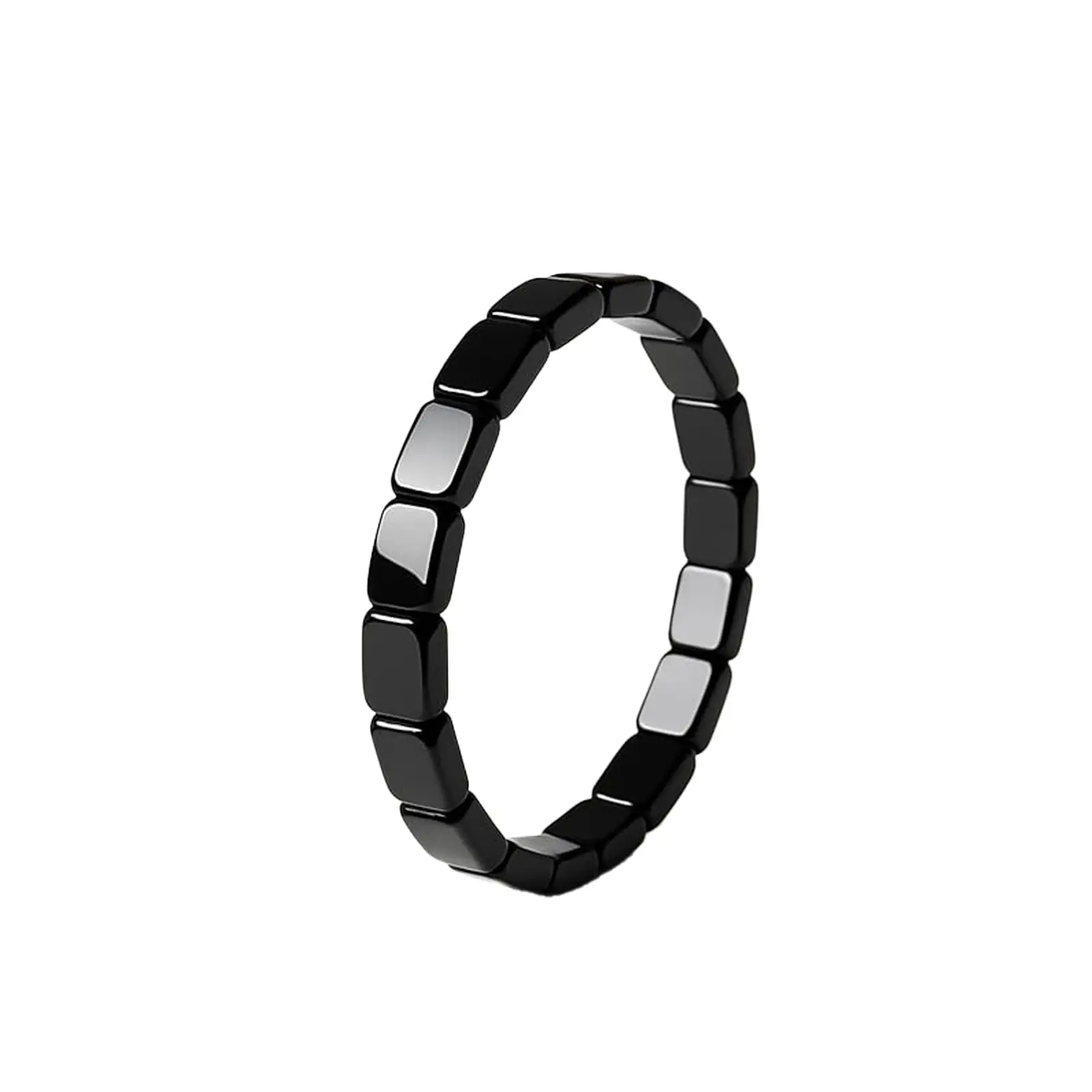 Bracelet homme en perles d'hématite naturelle noire, vu de face sur fond blanc